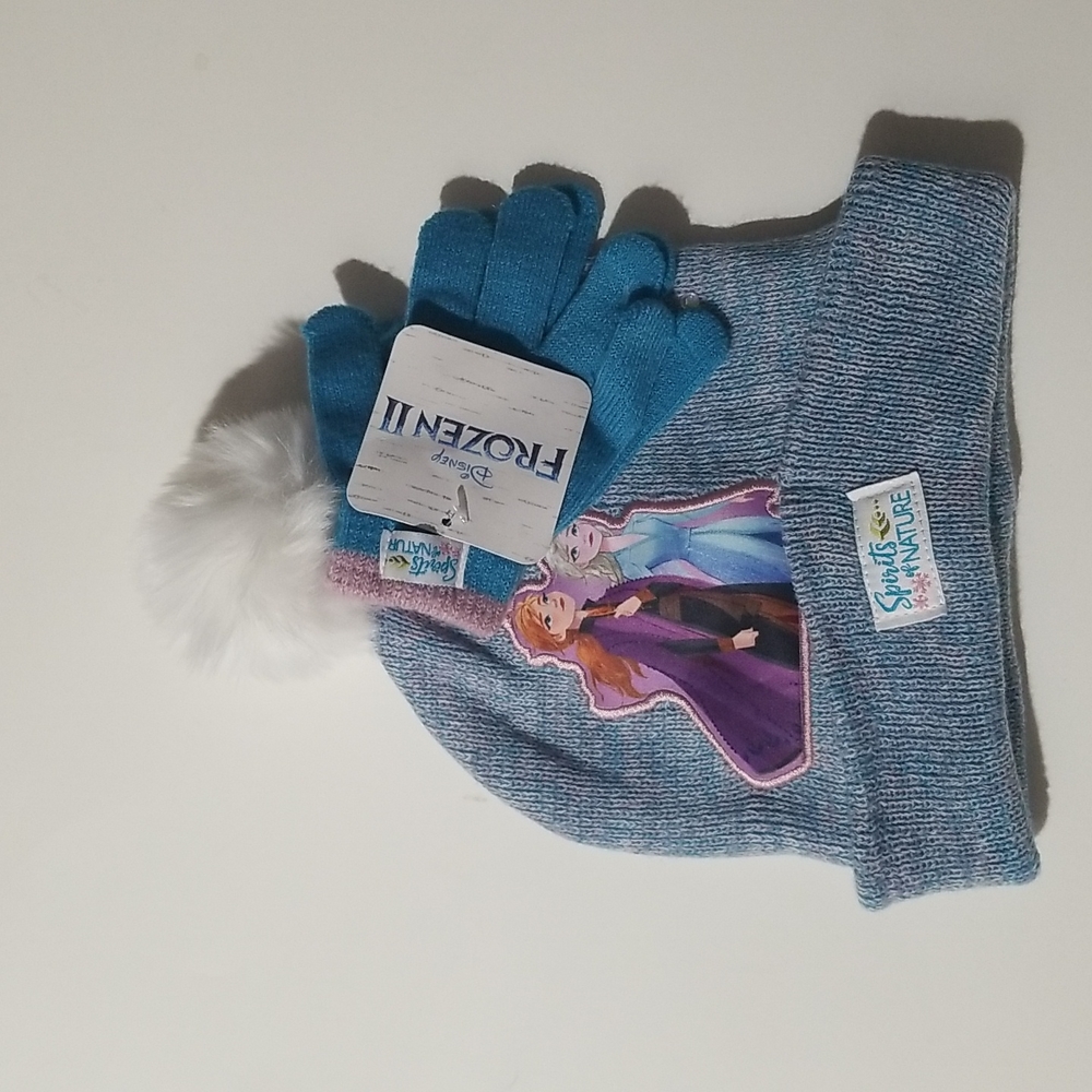 ABG Accessories Disney Frozen II Spirits of Nature hat and glove set